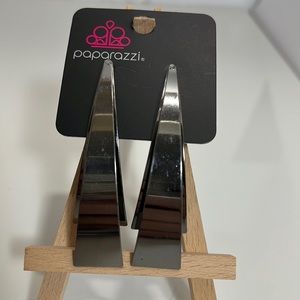 Paparazzi Geometric Gunmetal Style Earrings